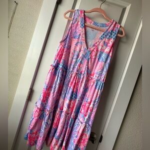 Lilly Pulitzer Lorina V neck. Snappy Turtle.